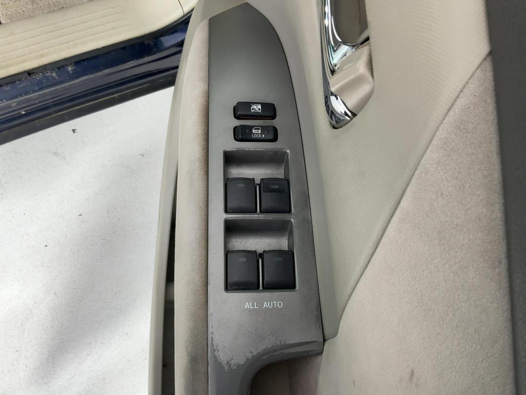 Photo '22' of Toyota Estima