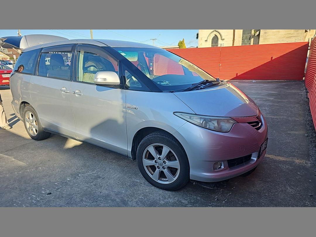 Photo '2' of Toyota Estima Photo '2' of Toyota Estima