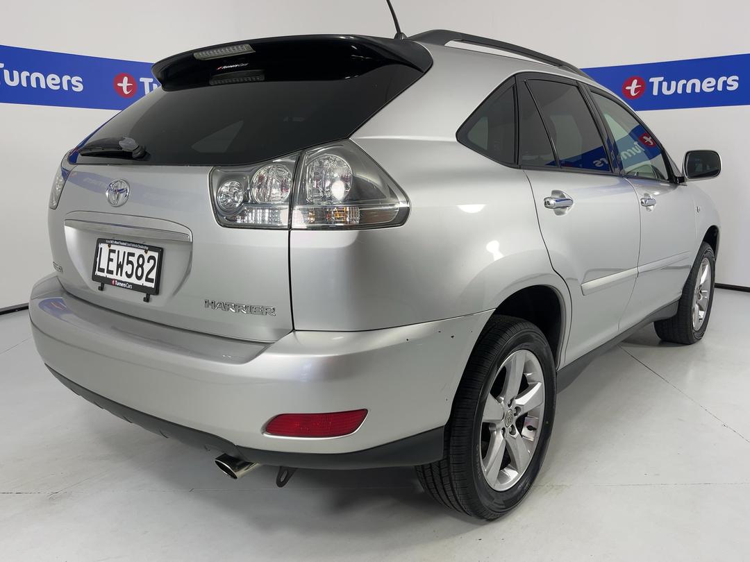 Photo '7' of Toyota Harrier