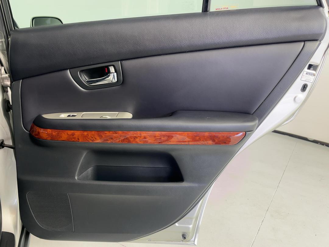 Photo '19' of Toyota Harrier