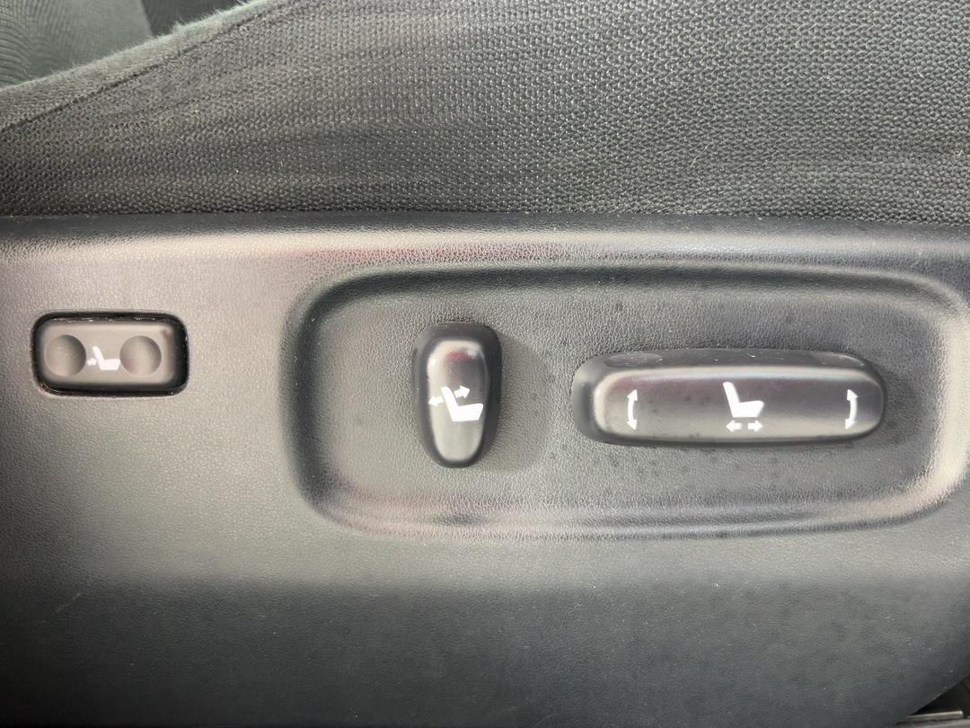 Photo '23' of Toyota Harrier