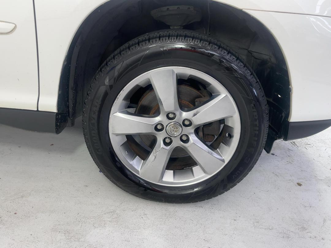 Photo '9' of Toyota Harrier