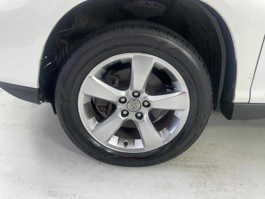 Photo '10' of Toyota Harrier
