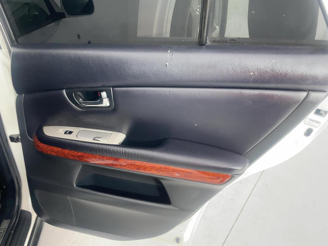 Photo '19' of Toyota Harrier