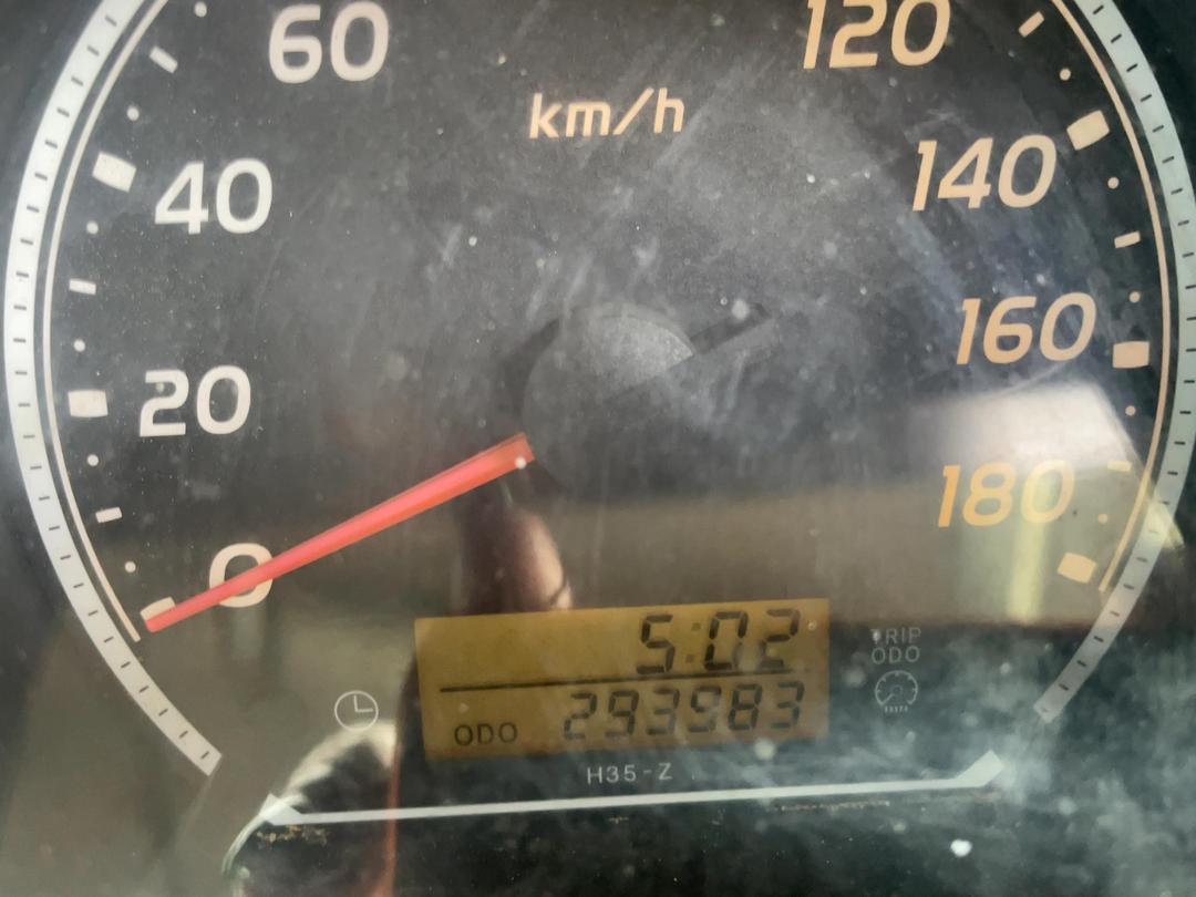 Photo '18' of Toyota Hiace Van