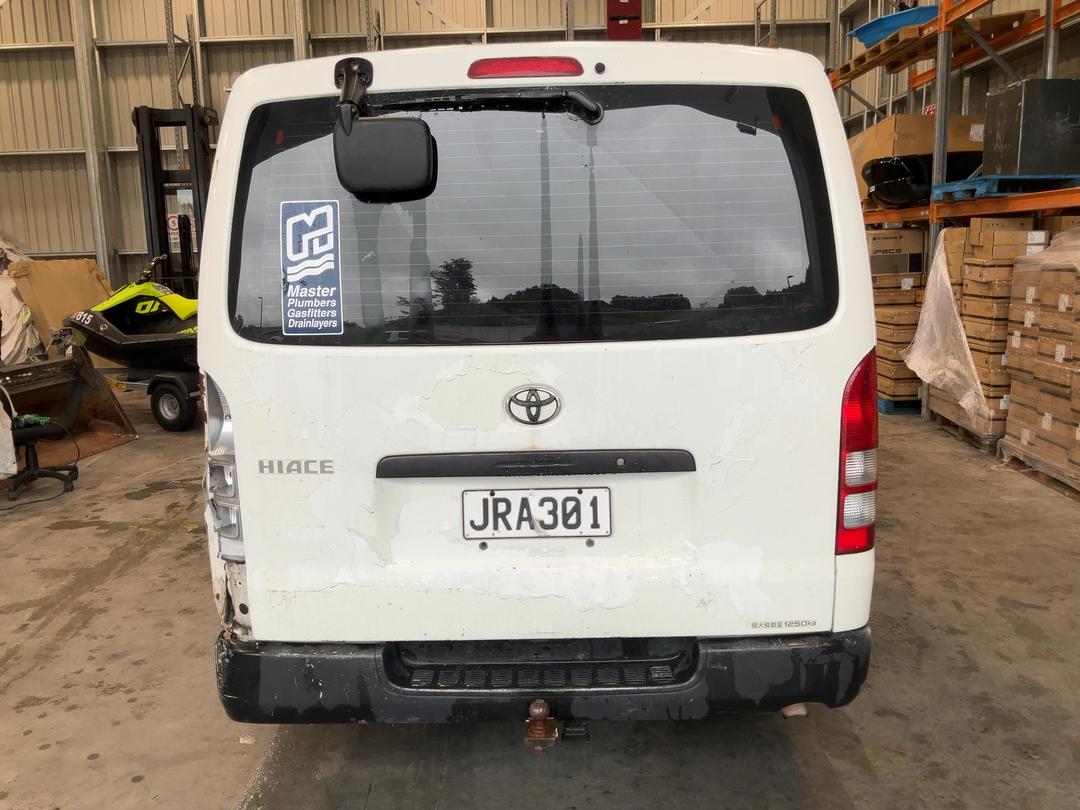 Photo '6' of Toyota Hiace