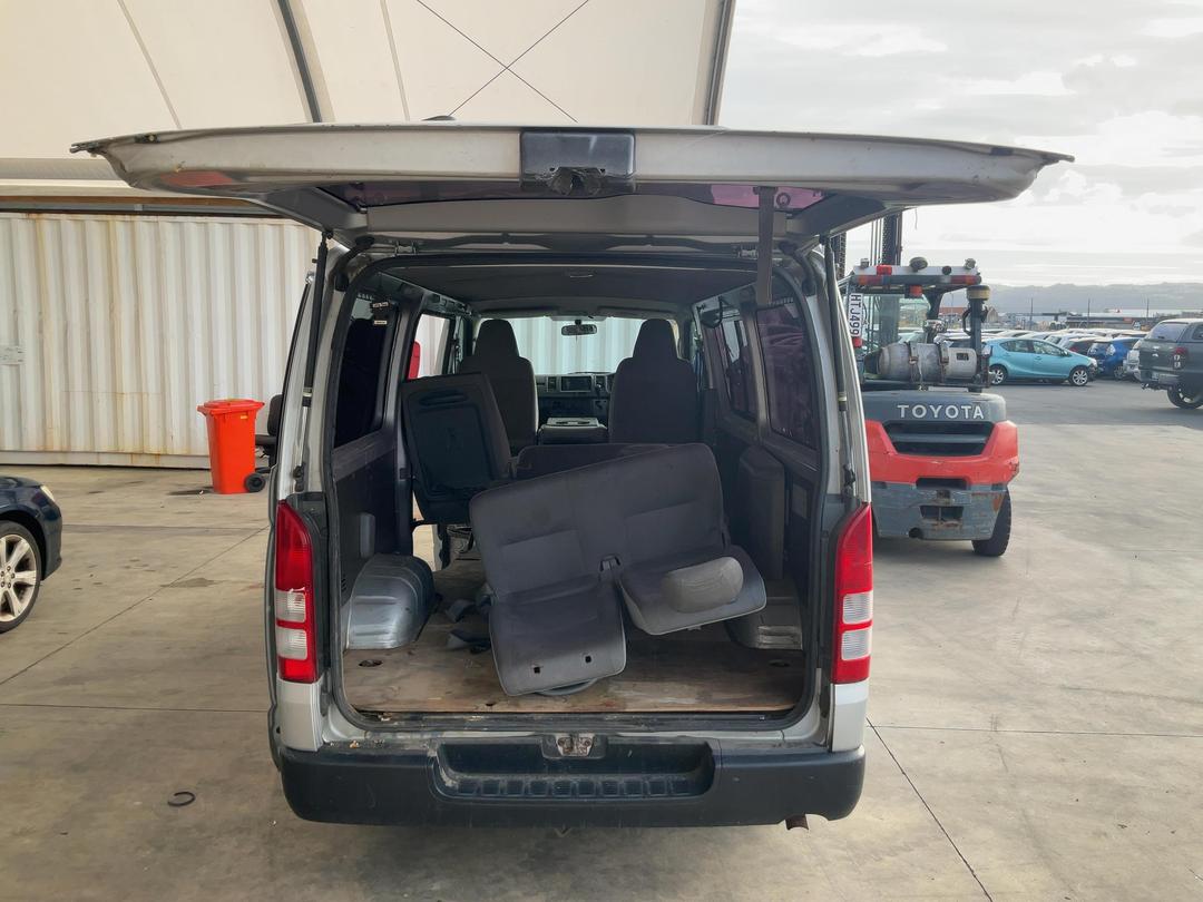 Photo '9' of Toyota Hiace