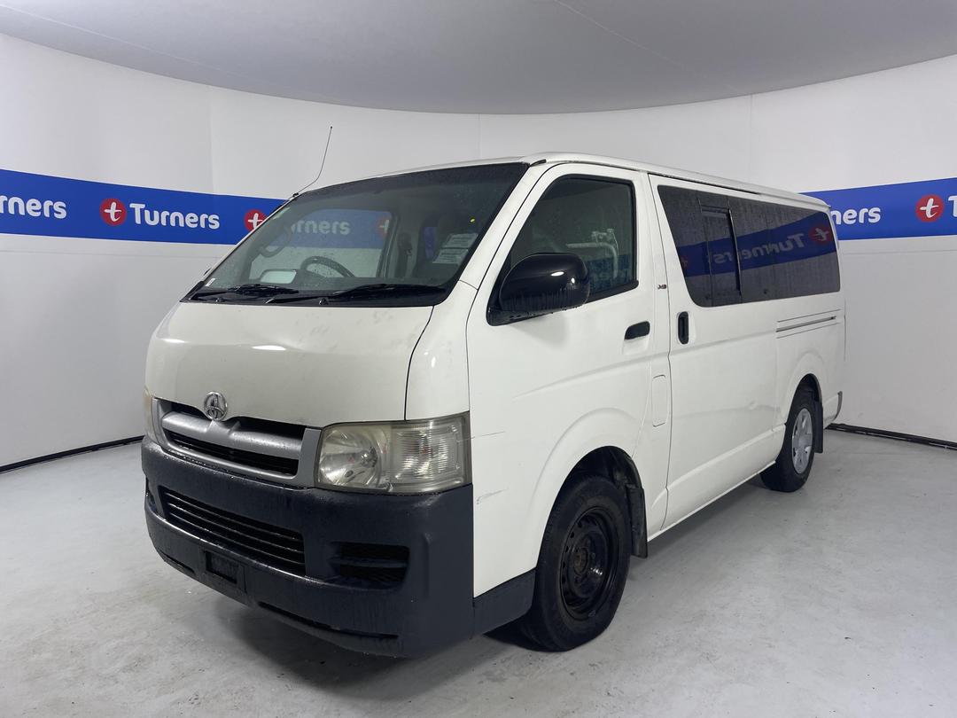 Photo '4' of Toyota Hiace