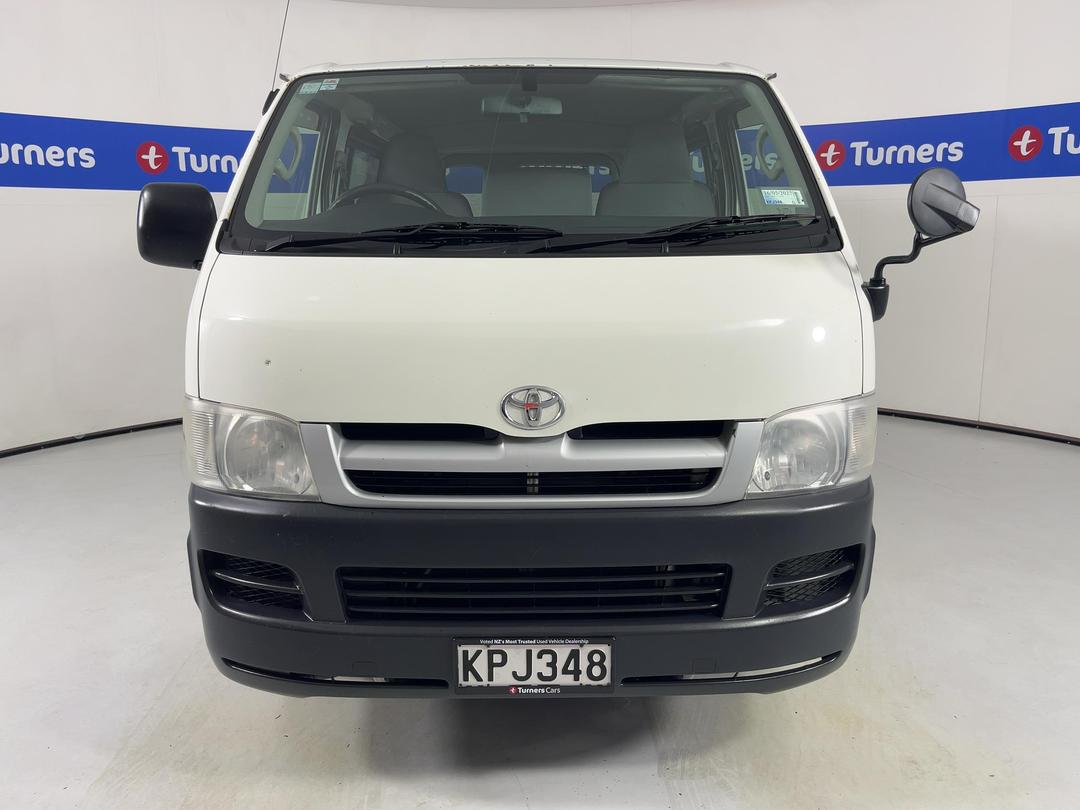 Photo '2' of Toyota Hiace