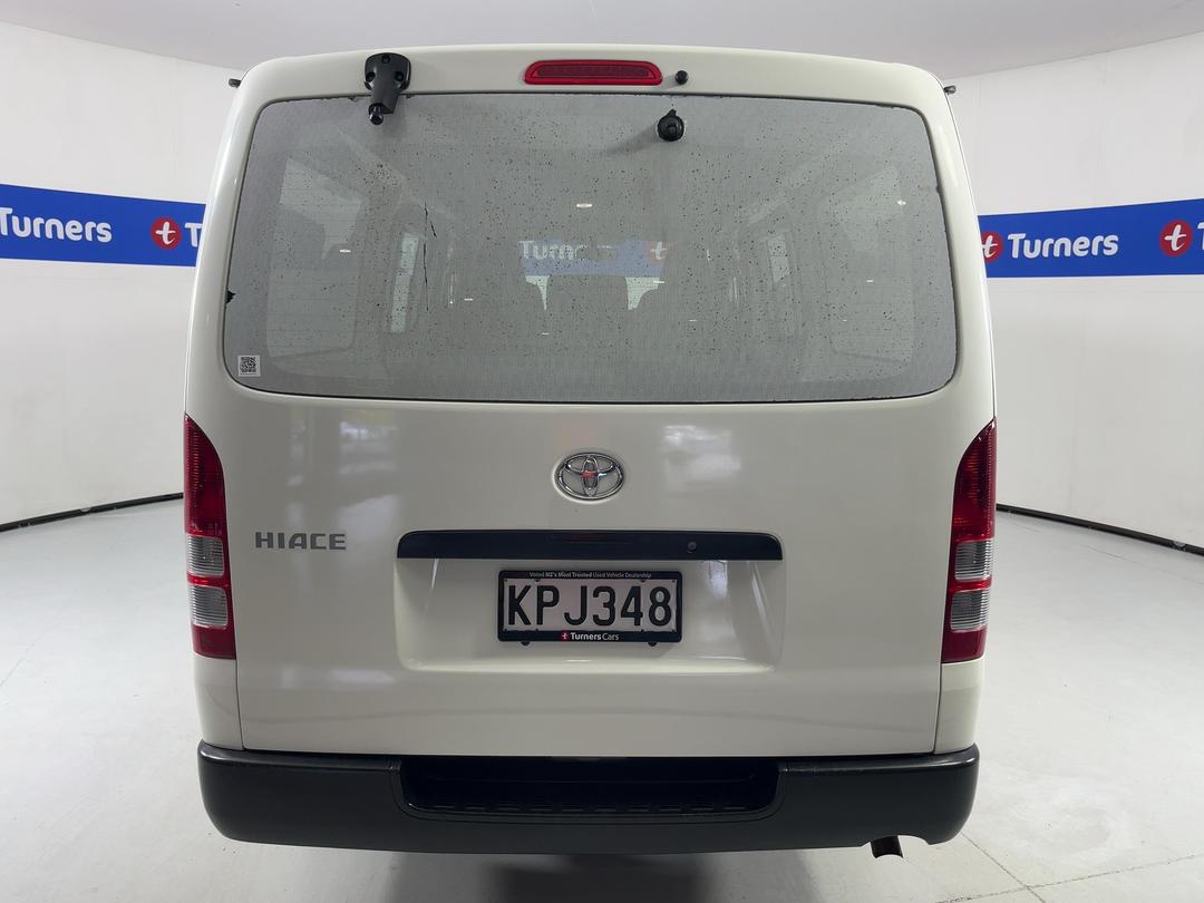 Photo '6' of Toyota Hiace