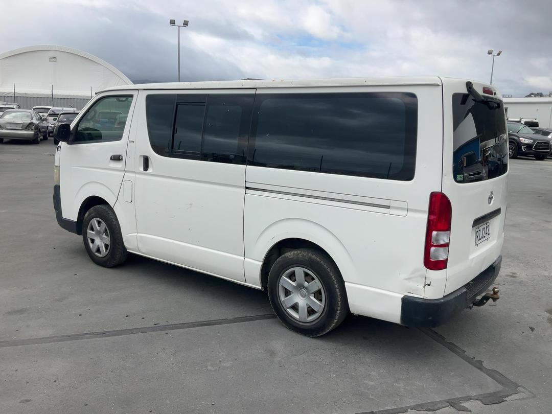 Photo '7' of Toyota Hiace ZL Photo '7' of Toyota Hiace ZL