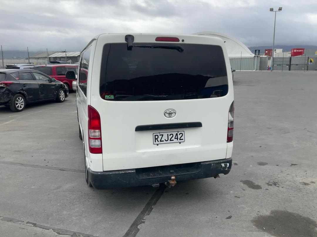 Photo '8' of Toyota Hiace ZL Photo '8' of Toyota Hiace ZL