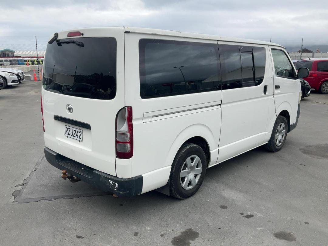Photo '9' of Toyota Hiace ZL Photo '9' of Toyota Hiace ZL
