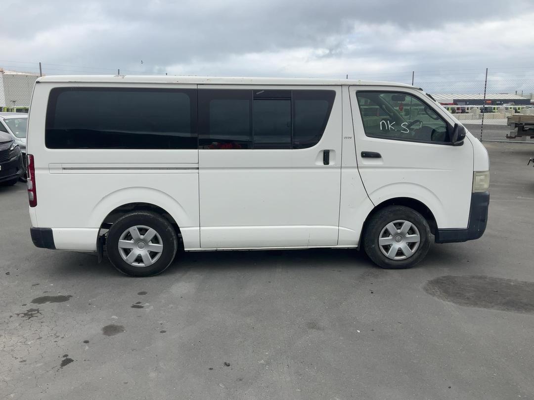Photo '10' of Toyota Hiace ZL Photo '10' of Toyota Hiace ZL
