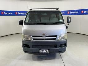 Photo '2' of Toyota Hiace