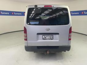 Photo '6' of Toyota Hiace