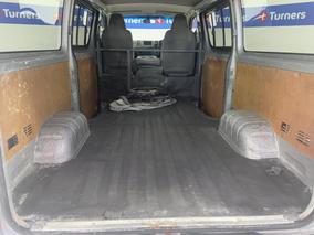 Photo '14' of Toyota Hiace