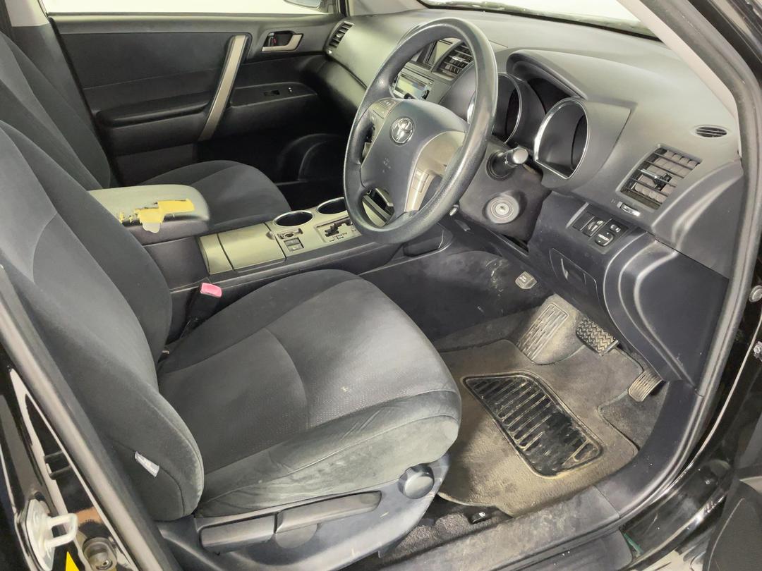 Photo '16' of Toyota Highlander
