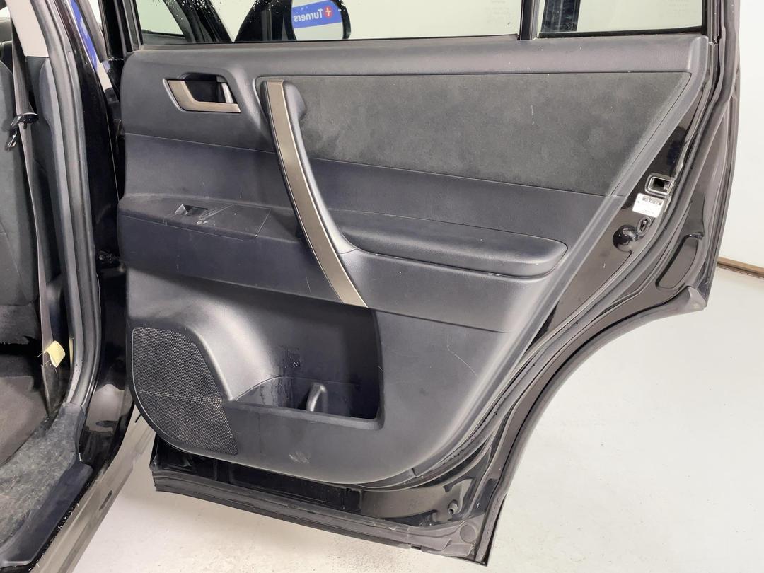 Photo '19' of Toyota Highlander