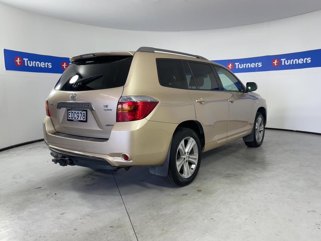 Photo '7' of Toyota Highlander