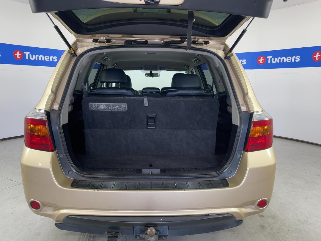 Photo '14' of Toyota Highlander