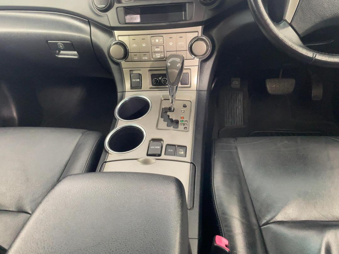 Photo '18' of Toyota Highlander