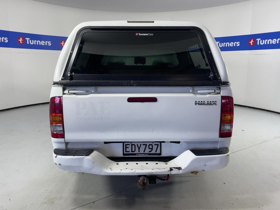 Photo '6' of Toyota Hilux
