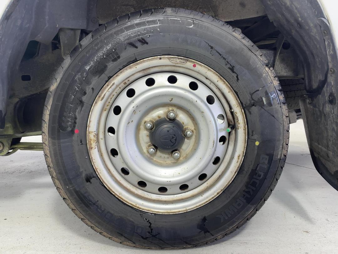 Photo '11' of Toyota Hilux