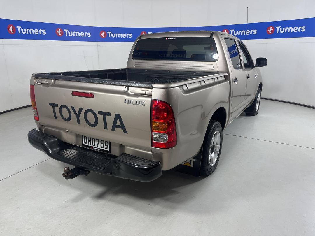 Photo '7' of Toyota Hilux