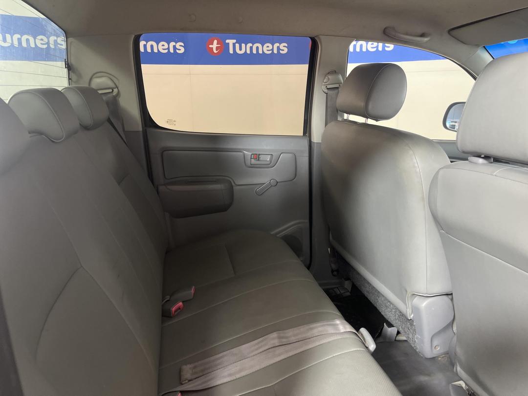 Photo '20' of Toyota Hilux