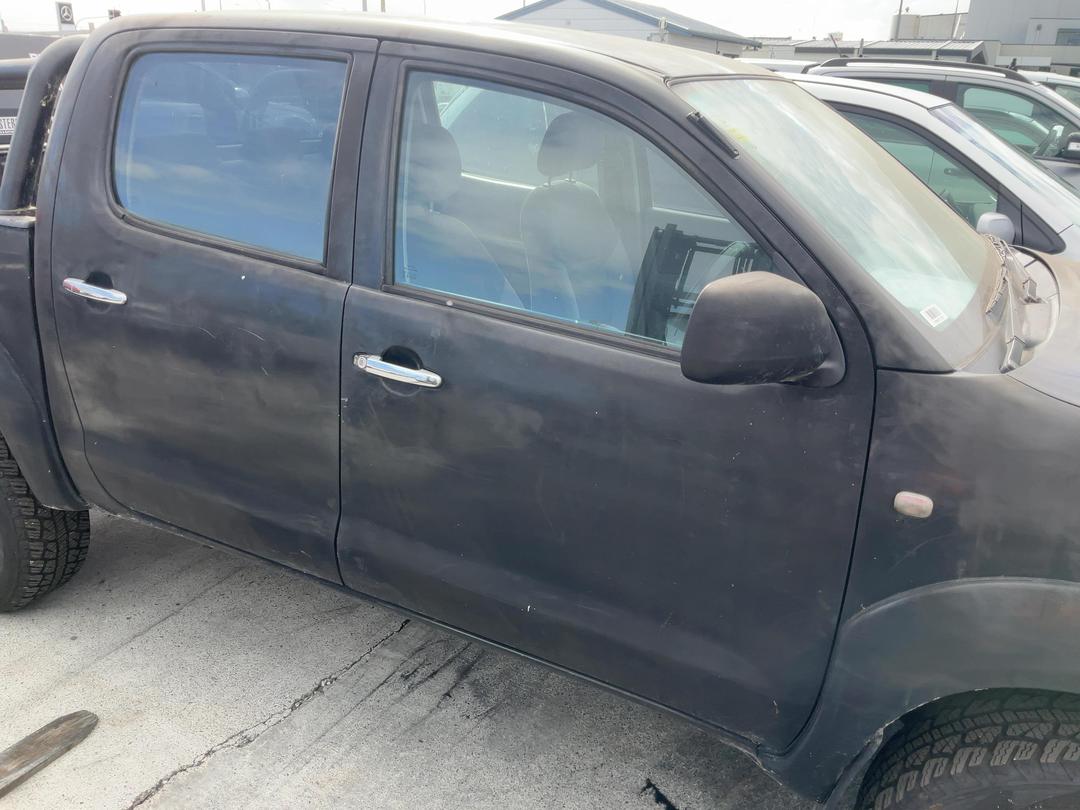 Photo '3' of Toyota Hilux TD SR5 DCU 4A