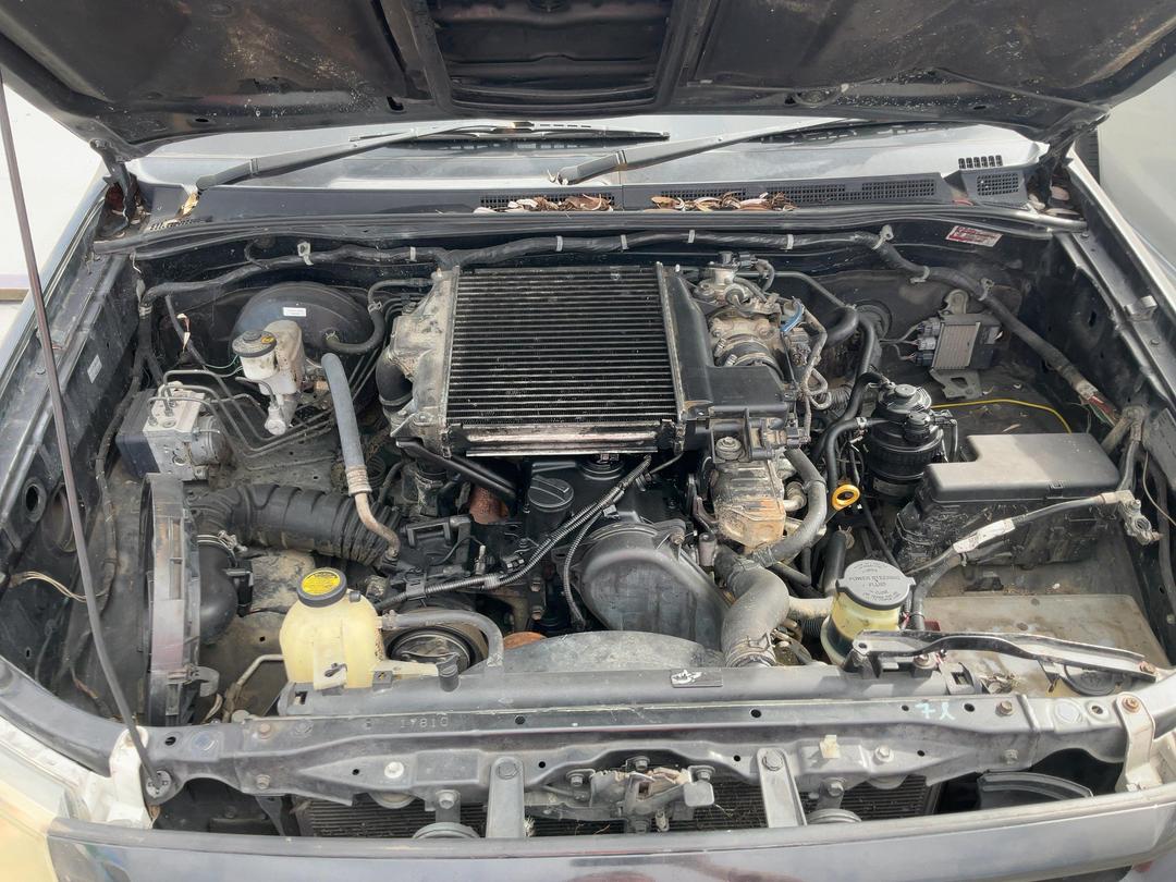 Photo '16' of Toyota Hilux TD SR5 DCU 4A