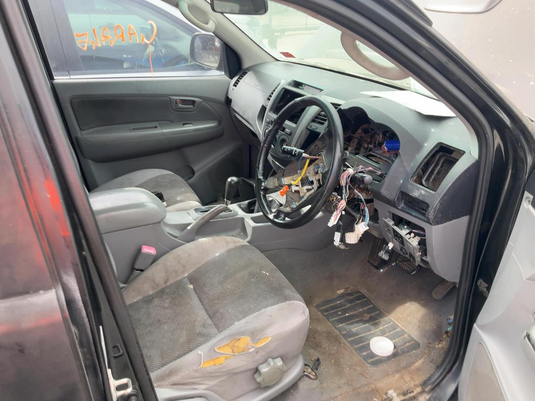 Photo '21' of Toyota Hilux TD SR5 DCU 4A