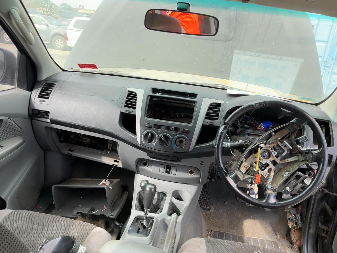 Photo '23' of Toyota Hilux TD SR5 DCU 4A