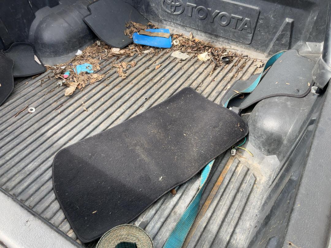 Photo '24' of Toyota Hilux TD SR5 DCU 4A