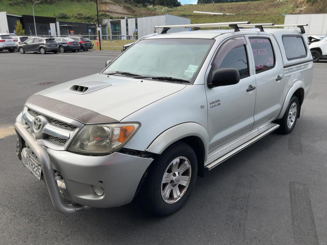 Photo '3' of Toyota Hilux TD D/C