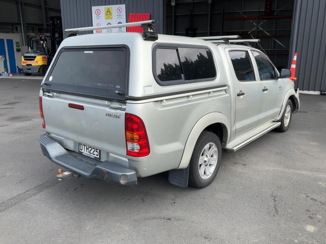 Photo '7' of Toyota Hilux TD D/C