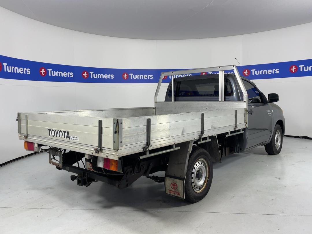Photo '6' of Toyota Hilux