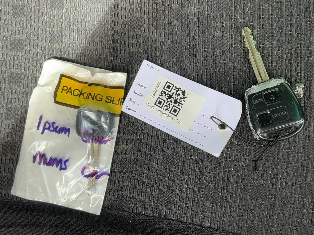 Photo '13' of Toyota Ipsum Photo '13' of Toyota Ipsum