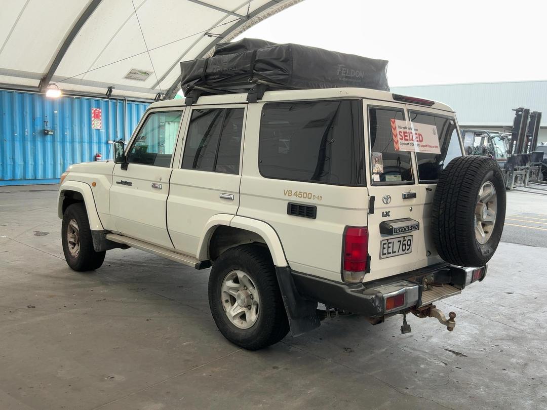 Photo '4' of Toyota Landcruiser TD LX WGN5