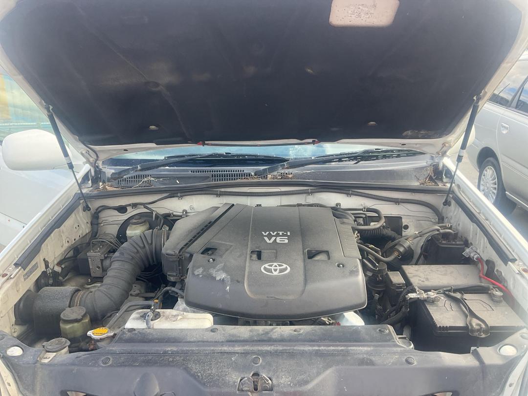 Photo '11' of Toyota Landcruiser Prado