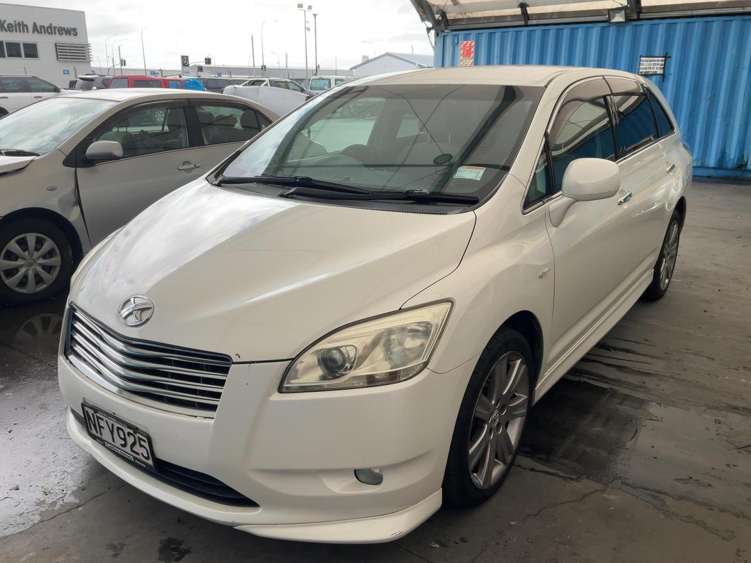 Photo '3' of Toyota Markx ZIO