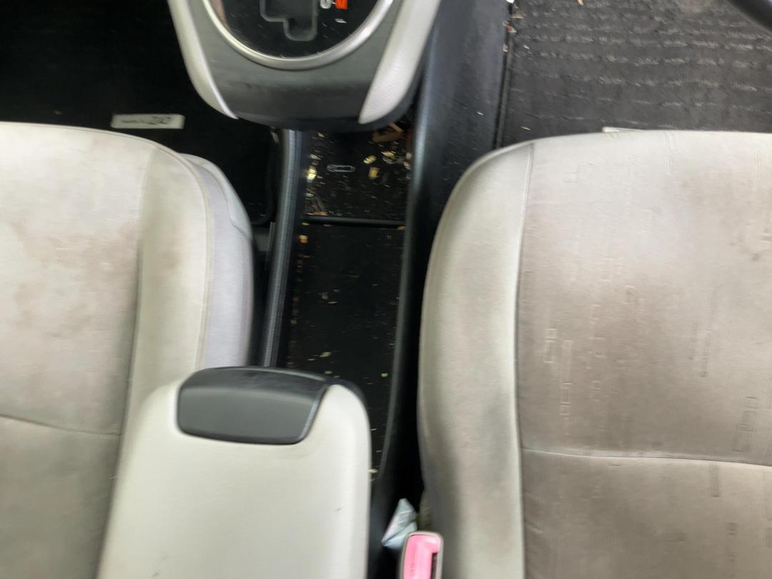 Photo '11' of Toyota Markx ZIO