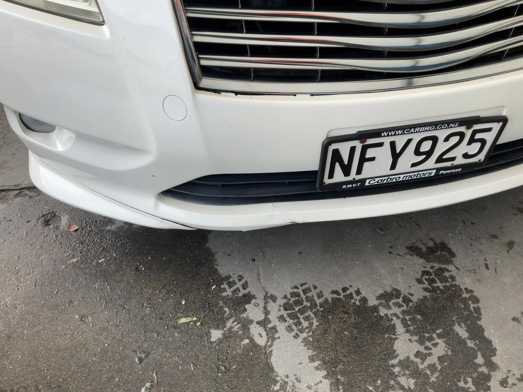 Photo '21' of Toyota Markx ZIO