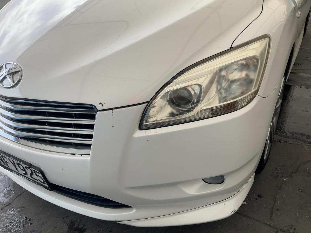 Photo '22' of Toyota Markx ZIO