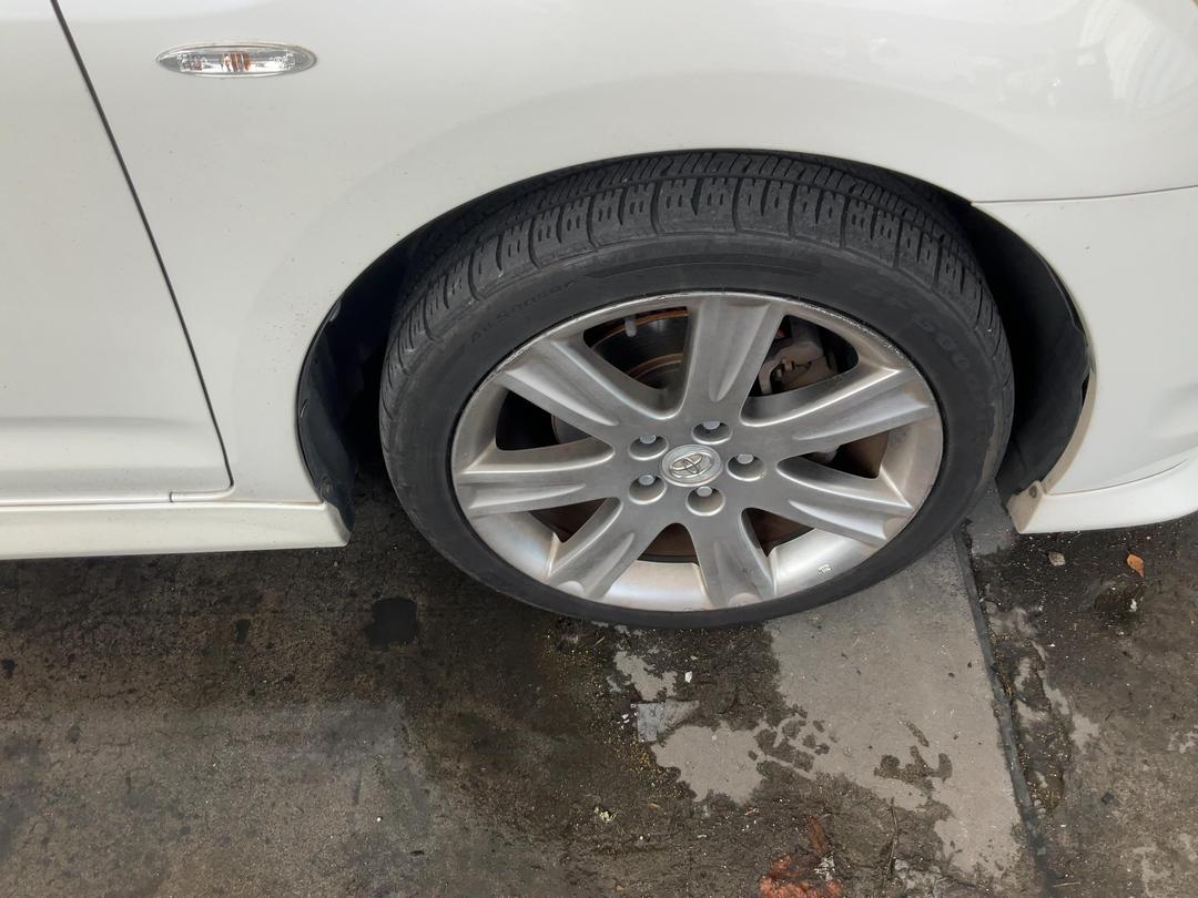 Photo '31' of Toyota Markx ZIO