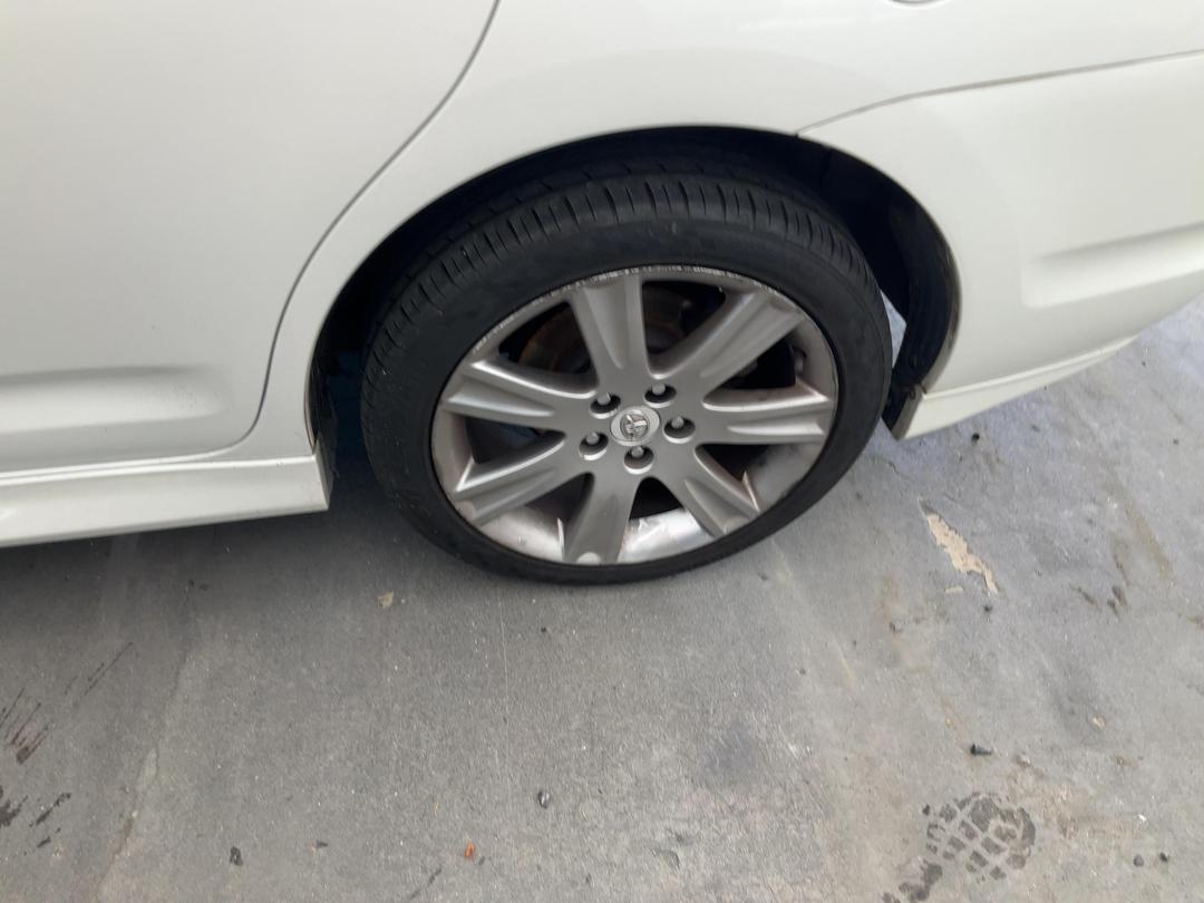 Photo '33' of Toyota Markx ZIO