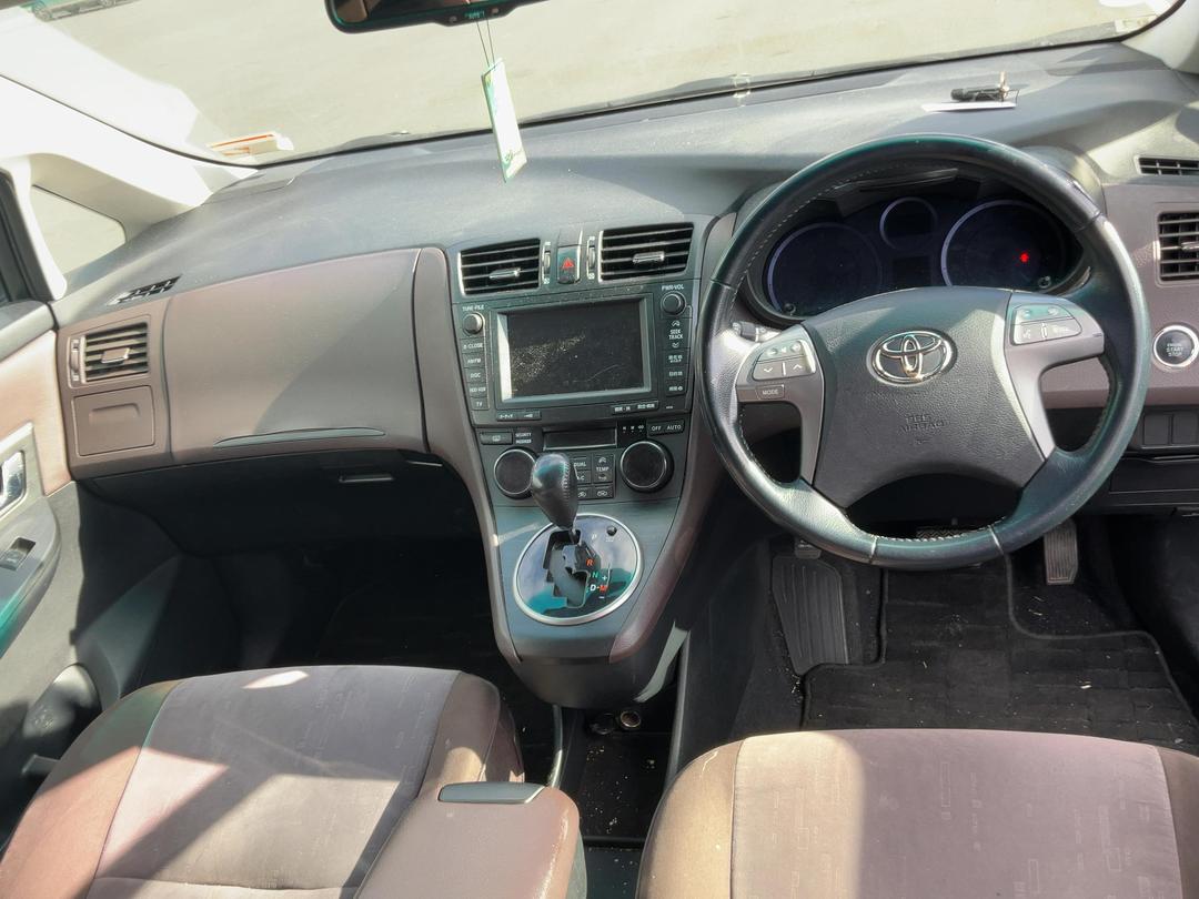 Photo '17' of Toyota Markx X ZIO Photo '17' of Toyota Markx X ZIO