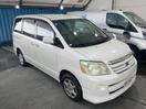 Thumbnail '1' of Toyota Noah
