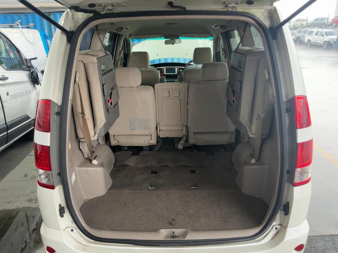 Photo '22' of Toyota Noah